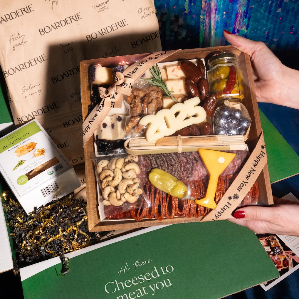 New Year's Classic Cheese & Charcuterie Board - E-Gift - Image 2
